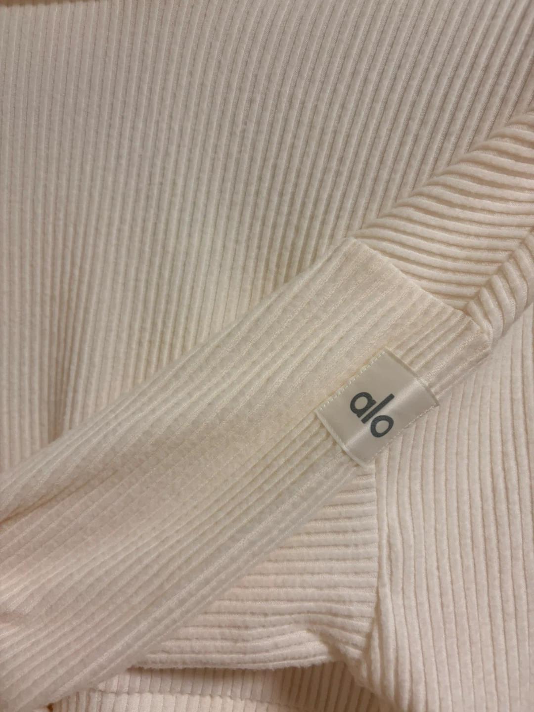 Alo 알로 Muse hoodie S 화이트 크롭 후드티 3