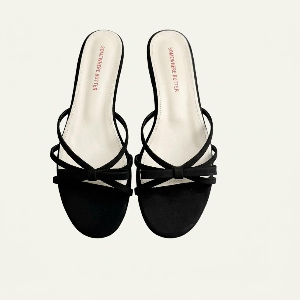 썸웨어버터 Sally Ribbon Mule 착용컷