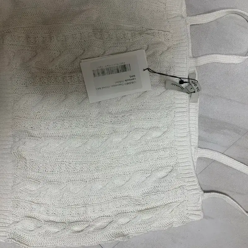 앤유 andyou kakaako camisole 카카아코 니트 캐미솔 5
