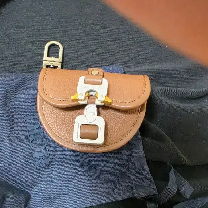 디올 에어팟 케이스 6