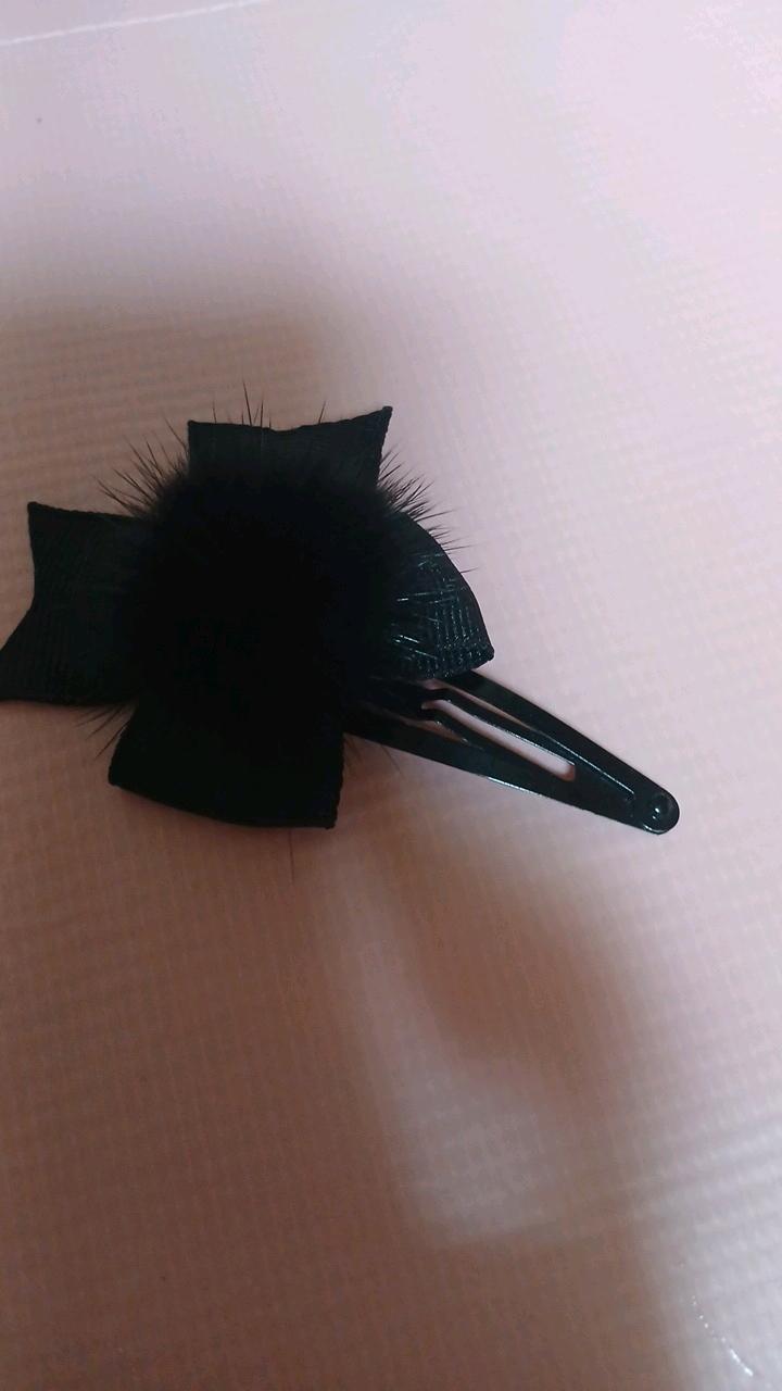 블랙 리본 퍼 장식 헤어핀 7