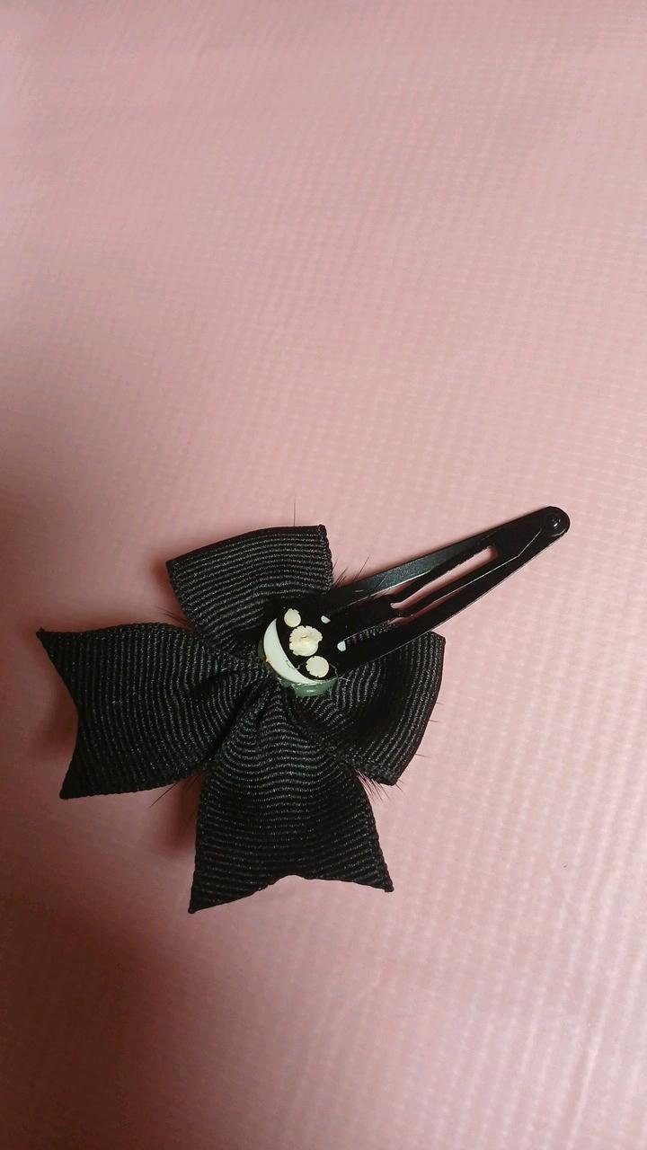 블랙 리본 퍼 장식 헤어핀 8