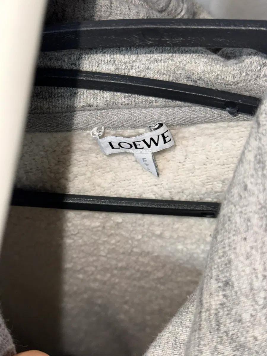 LOEWE 로에베 아나그램 그레이 기모후드티 6