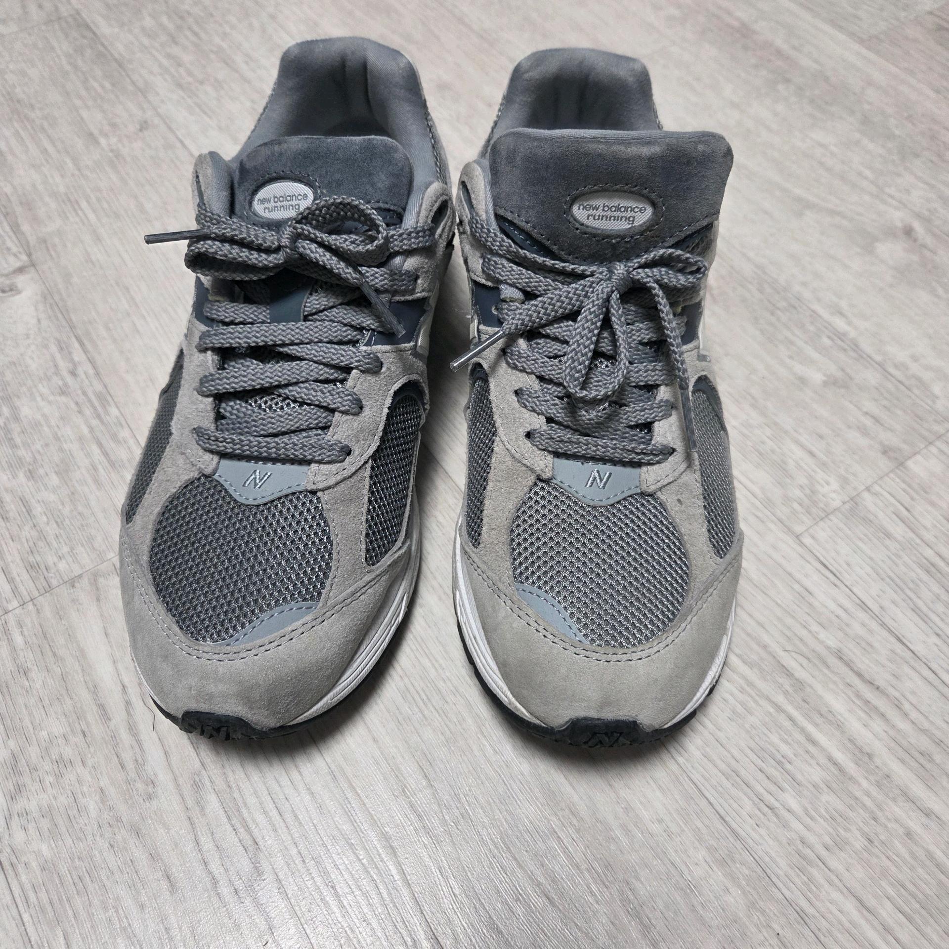 뉴발란스 M2002RST 그레이 스니커즈 3