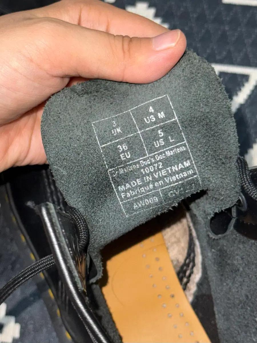 Dr.Martens 닥터마틴 1460 8홀 블랙 워커 6