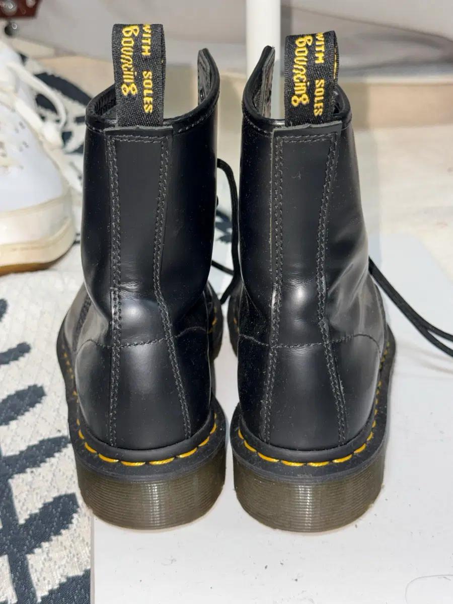 Dr.Martens 닥터마틴 1460 8홀 블랙 워커 4