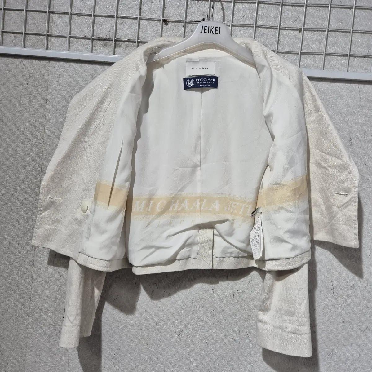 미샤 자켓ss23 4