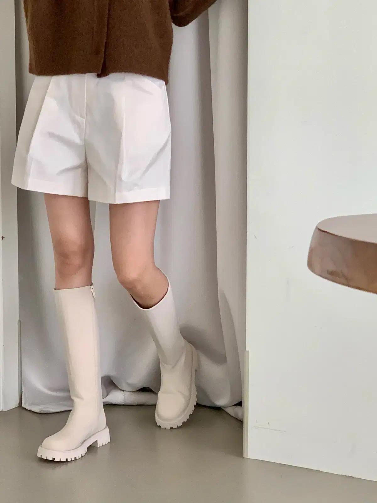 @세일 9403 베이지 240-무광 4cm 롱부츠-새상품 9