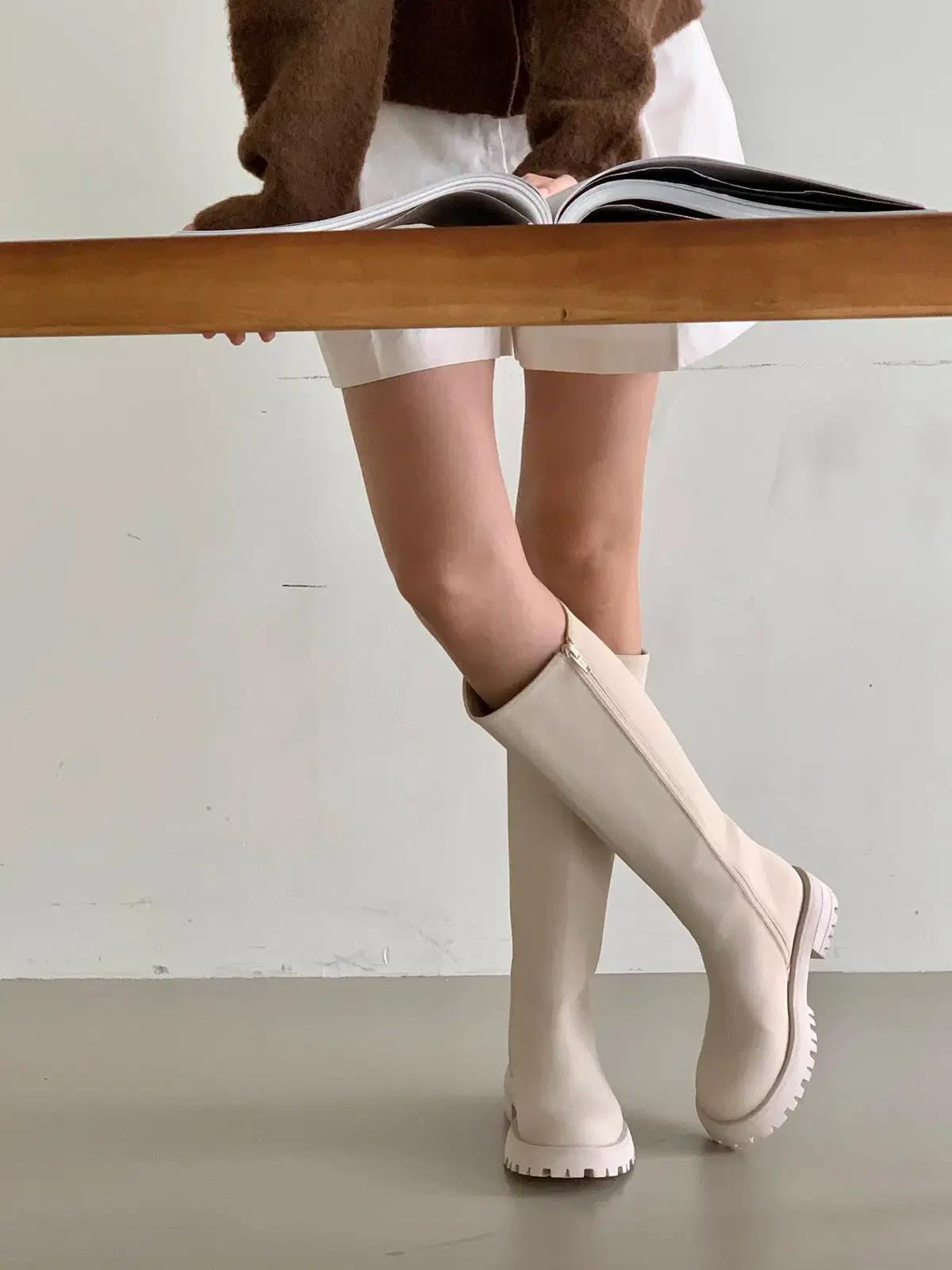 @세일 9403 베이지 235-무광 4cm 롱부츠-새상품 7