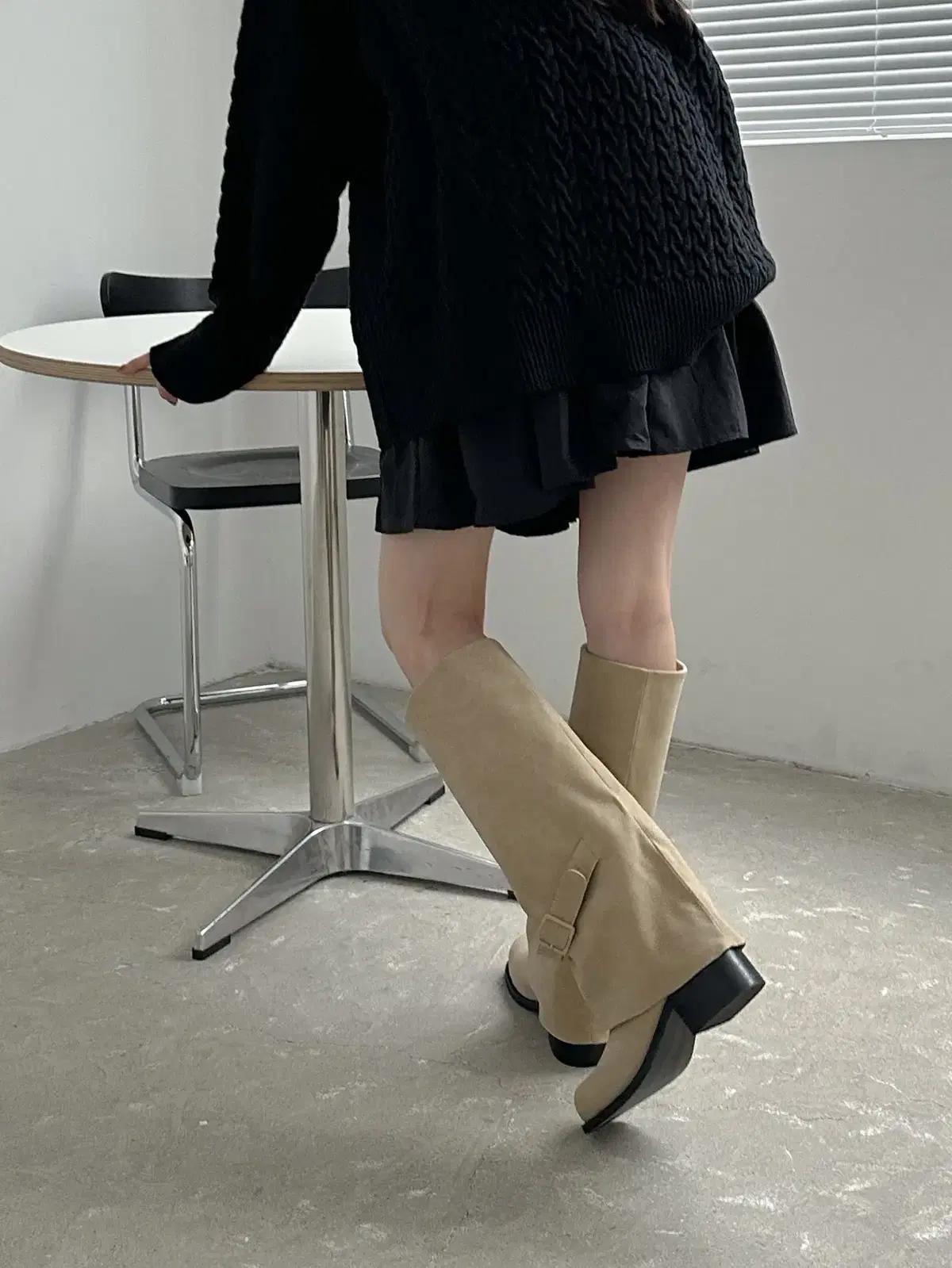 @세일 9452 블랙 235-폴드오버부츠 5.5cm 폴딩부츠-새상품 13