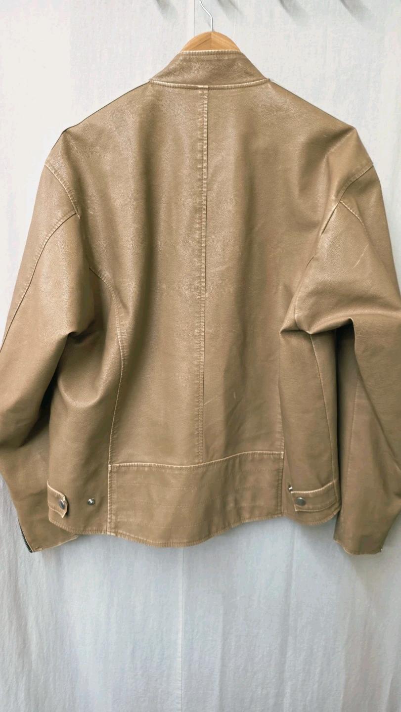 LN Vintage Y2K Leather Jacket 4