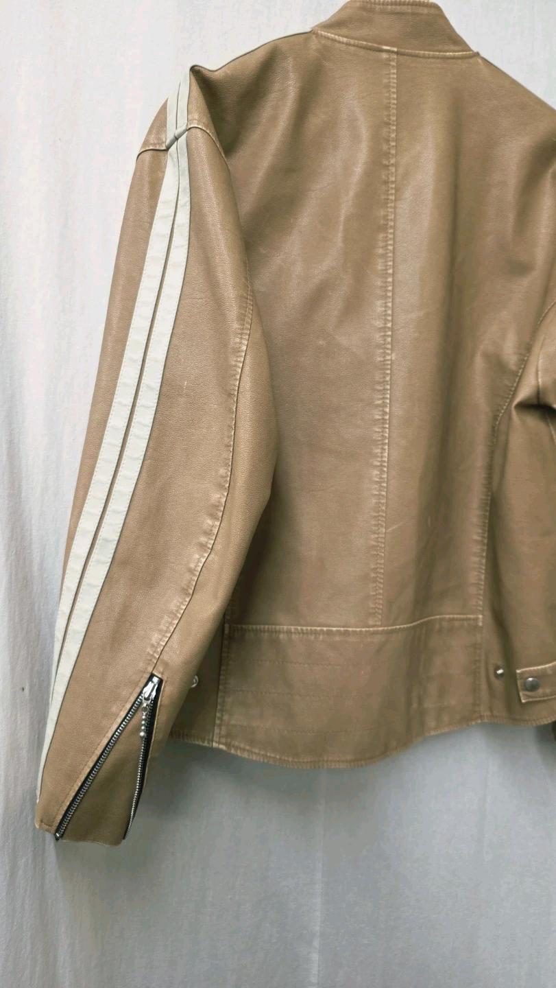 LN Vintage Y2K Leather Jacket 6