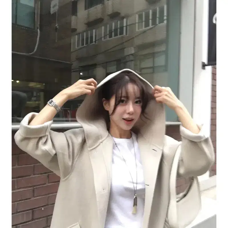 유라고 후디드 울 핸드메이드 코트 (라이트베이지 S) 3