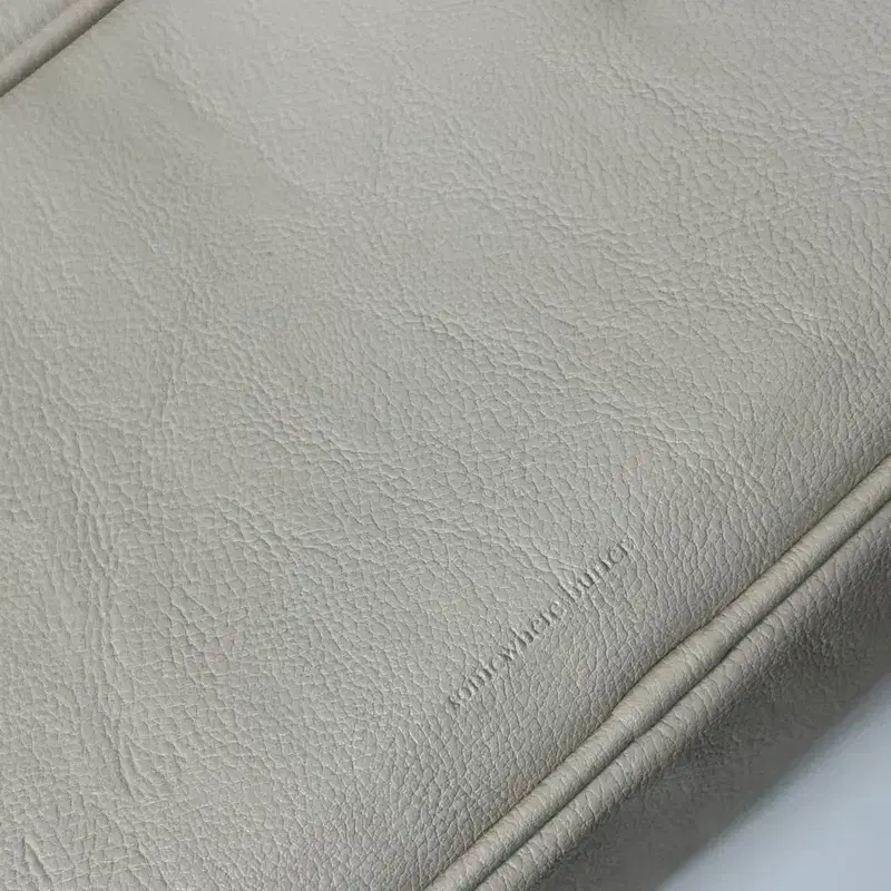 썸웨어버터 바게트백 버터크림 5