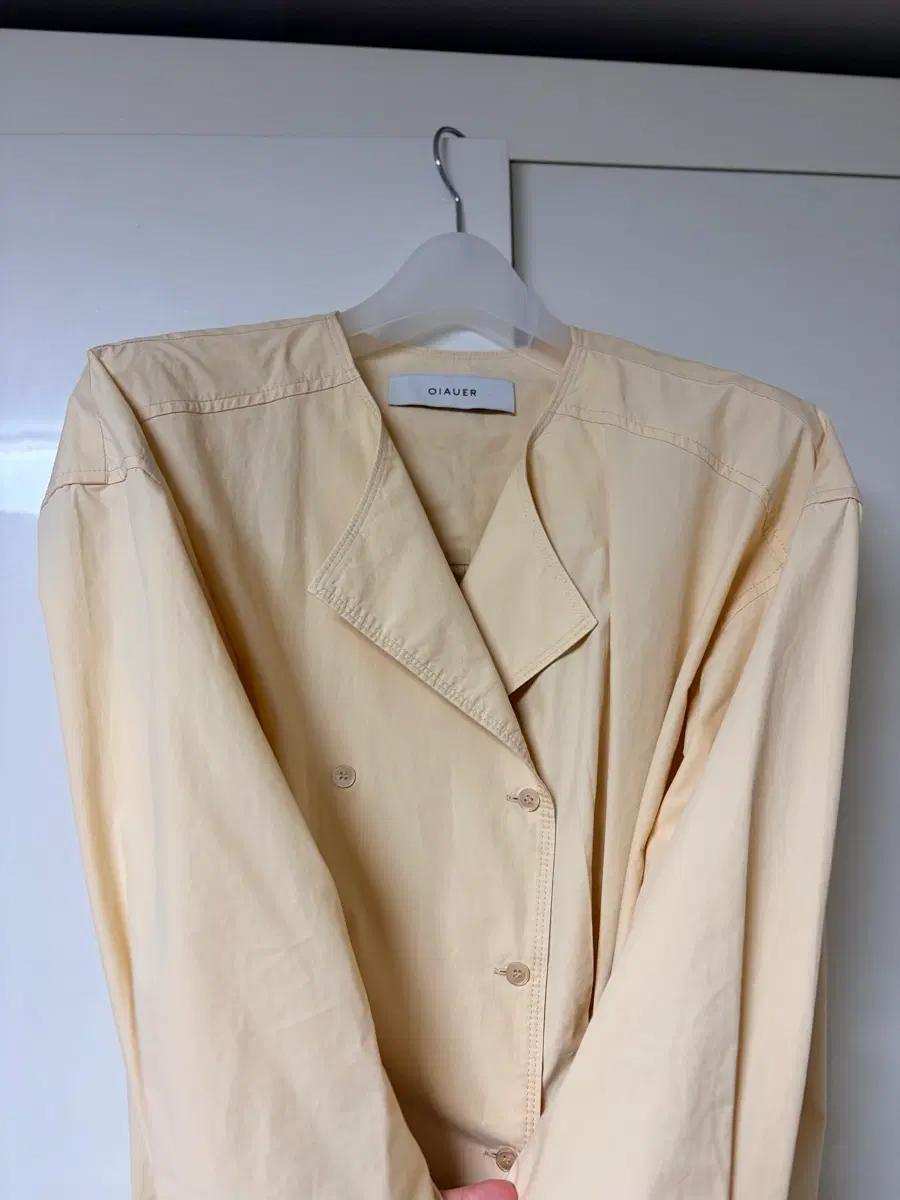 OIAUER TUCk Detail Shirt in Beige 7
