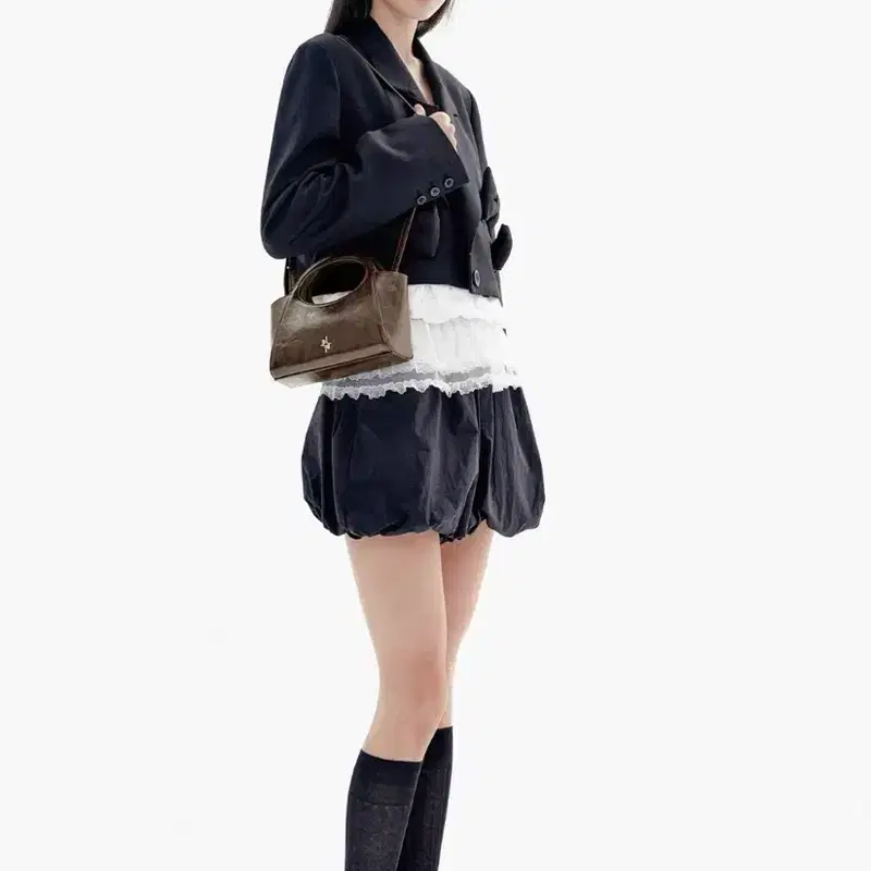 파인드카푸어 마켓백 브라운 판매합니다 7