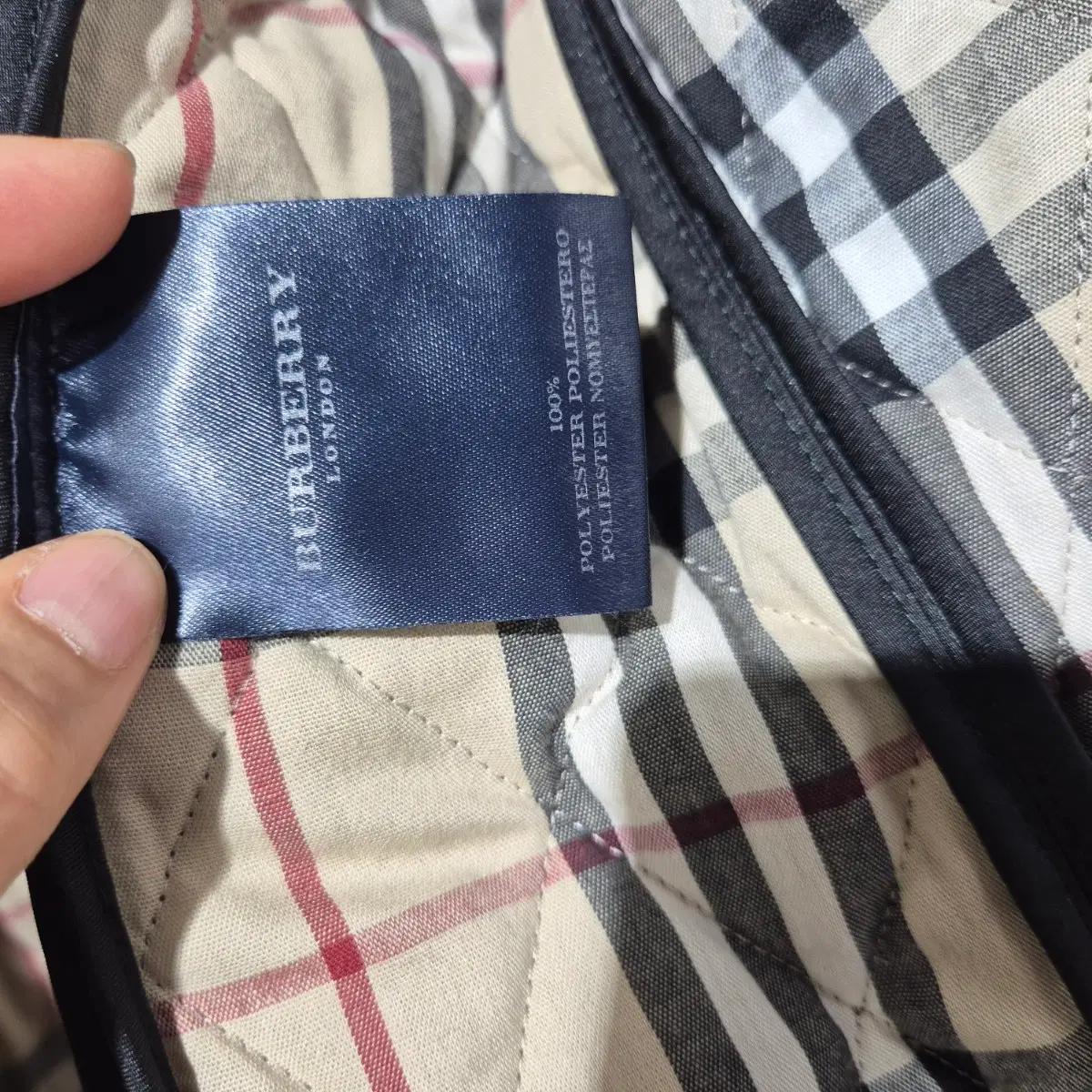 버버리 블랙 퀼팅 자켓 7
