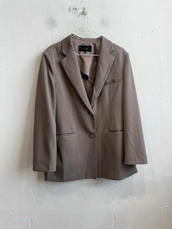 온앤온 여성 블레이저 자켓 2