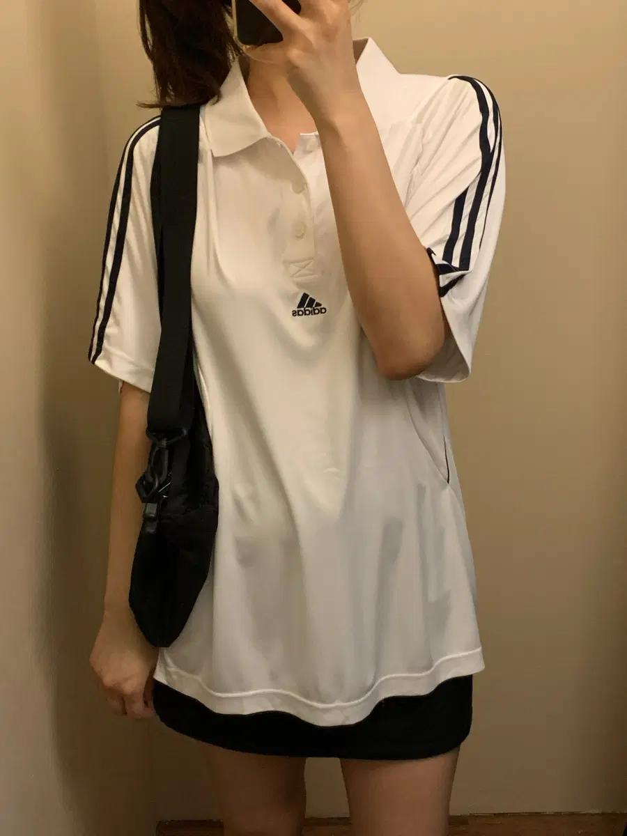 아디다스 화이트 기능성 반팔 카라티 3