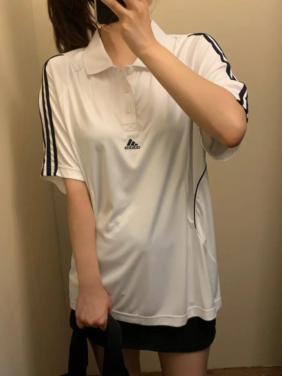 아디다스 화이트 기능성 반팔 카라티 4
