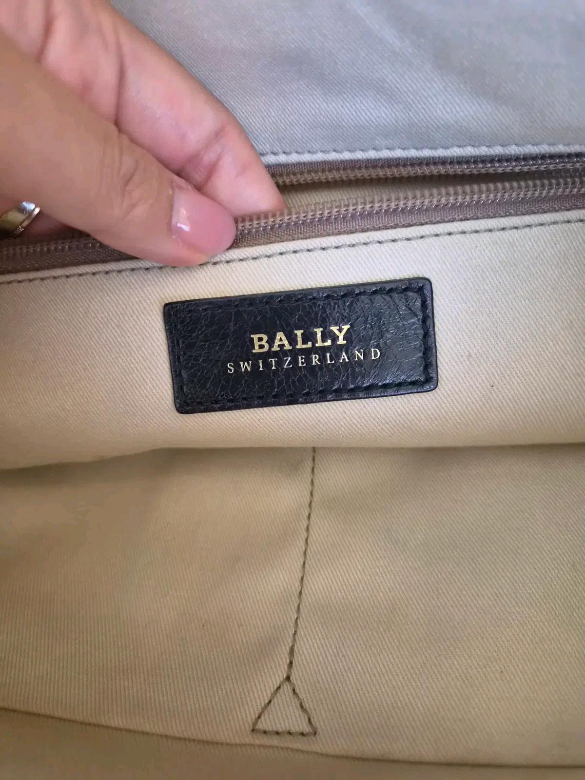 발리 Bally 블랙 오일가죽 숄더백 9