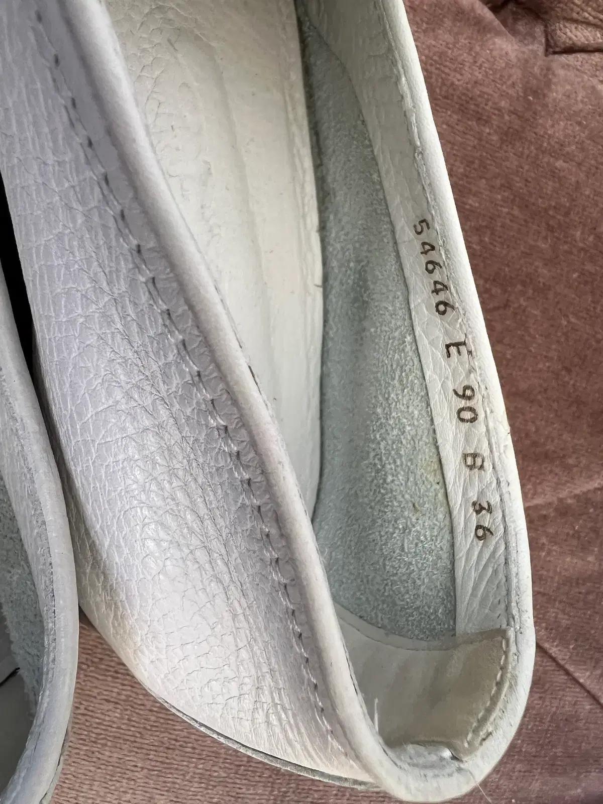 산토니 Santoni 아이보리화이트 페블드레더 프린지버클로퍼 11