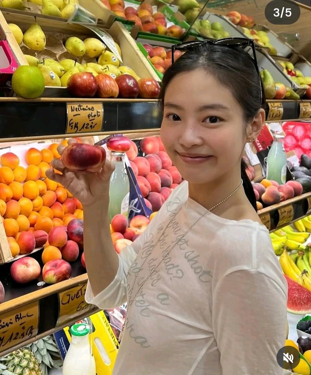 길라아카이브 제니  티셔츠 8