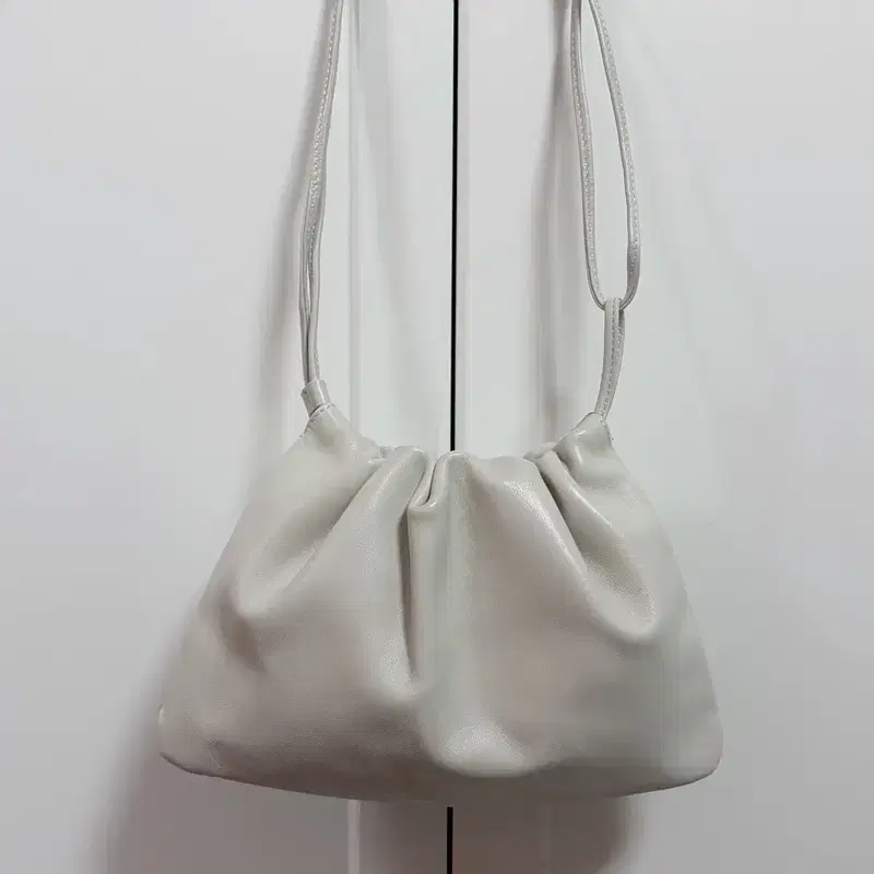 낫띵리튼 nella strap bag 넬라 스트랩백 4