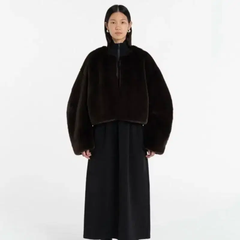 아모멘토 에코퍼 브라운 자켓 2
