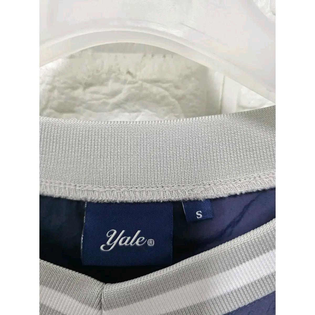 S 23s 예일 YALE 오버핏 V넥티 C420 3