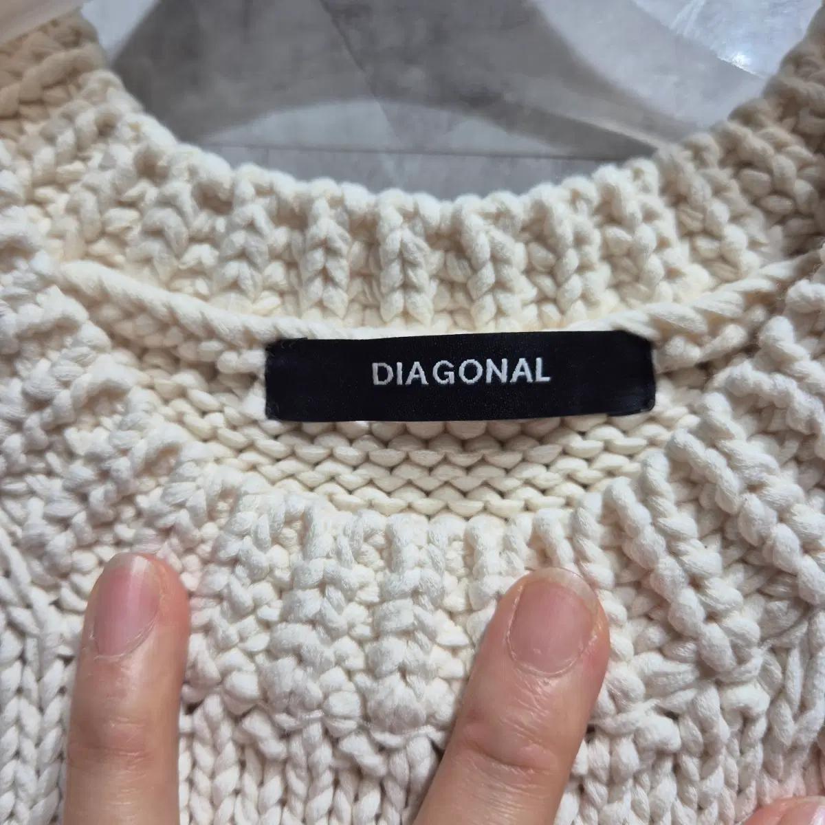DIAGONAL 니트 반팔 아이보리 3