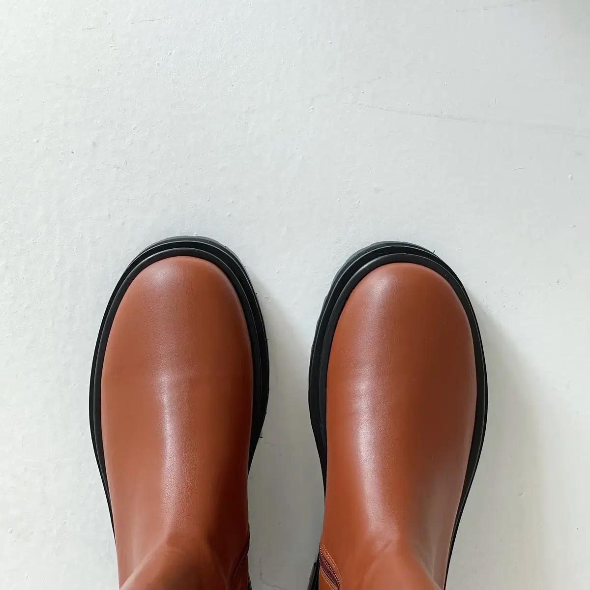 @세일 9175 브라운 225-사계절 통굽부츠 5.5cm 첼시롱부츠-새상품 5