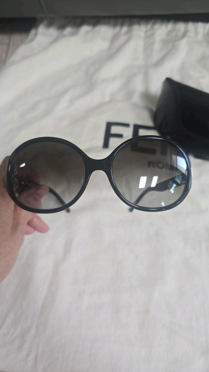 펜디 FENDI 빅프레임 선글라스 블랙/정품ㅡ면세점 15