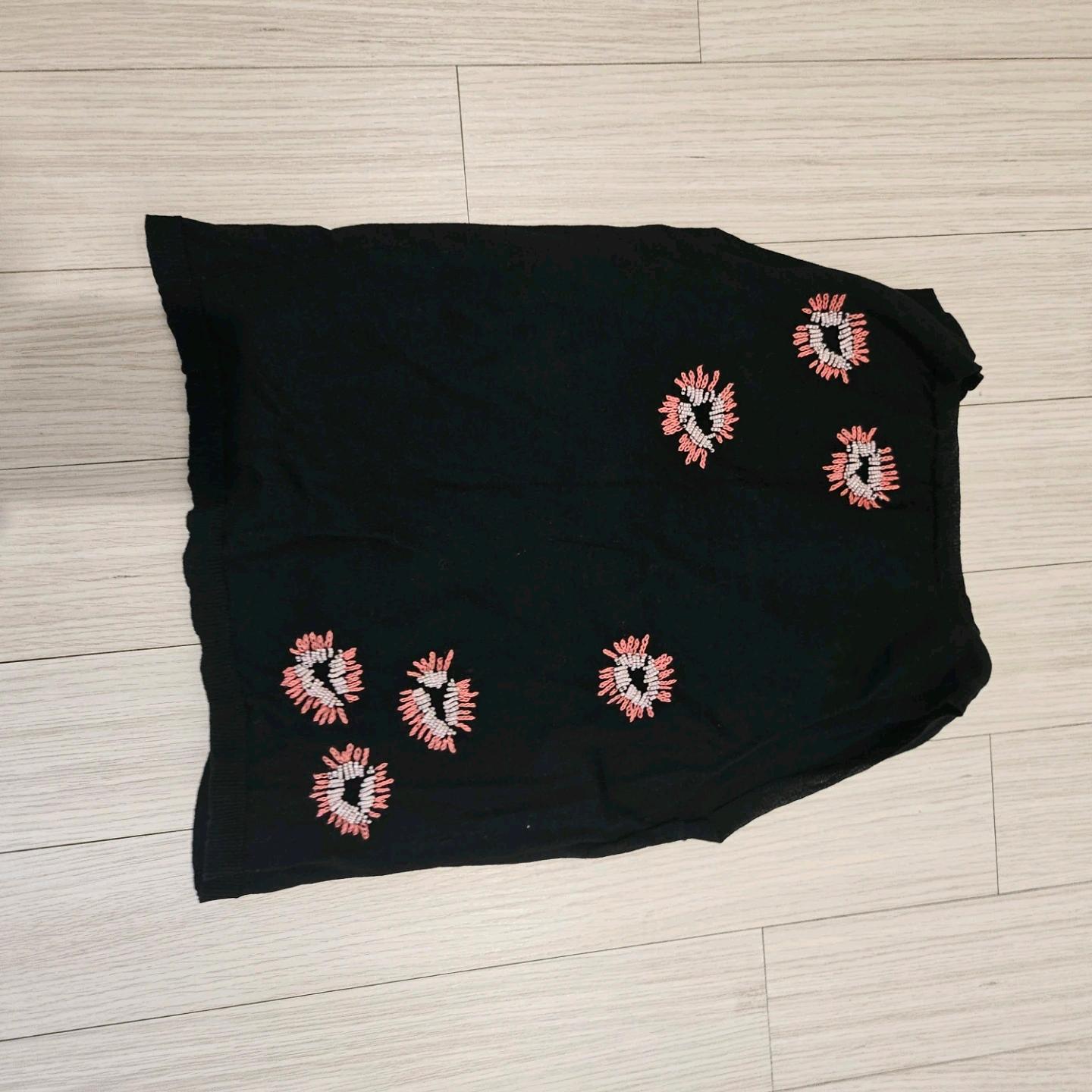 페레티 블랙 자수 민소매 6