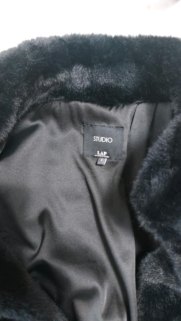 LAP 스튜디오 인조퍼 자켓 블랙 S 4