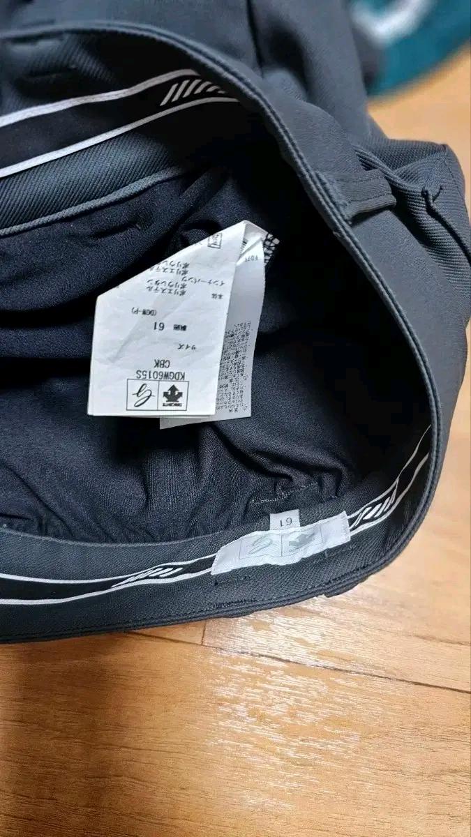 데상트 골프 큐롯스커트 7