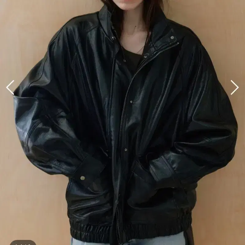 유라고 포켓 레더 오버핏 블루종 블랙 2