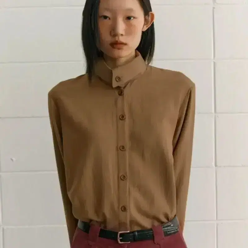 시엔느 뉴 엠버 블라우스 2