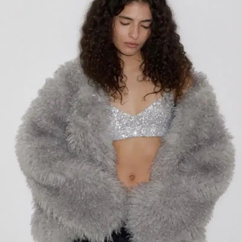 오버듀플레어 HAIRY FUR JACKET_GREY 2