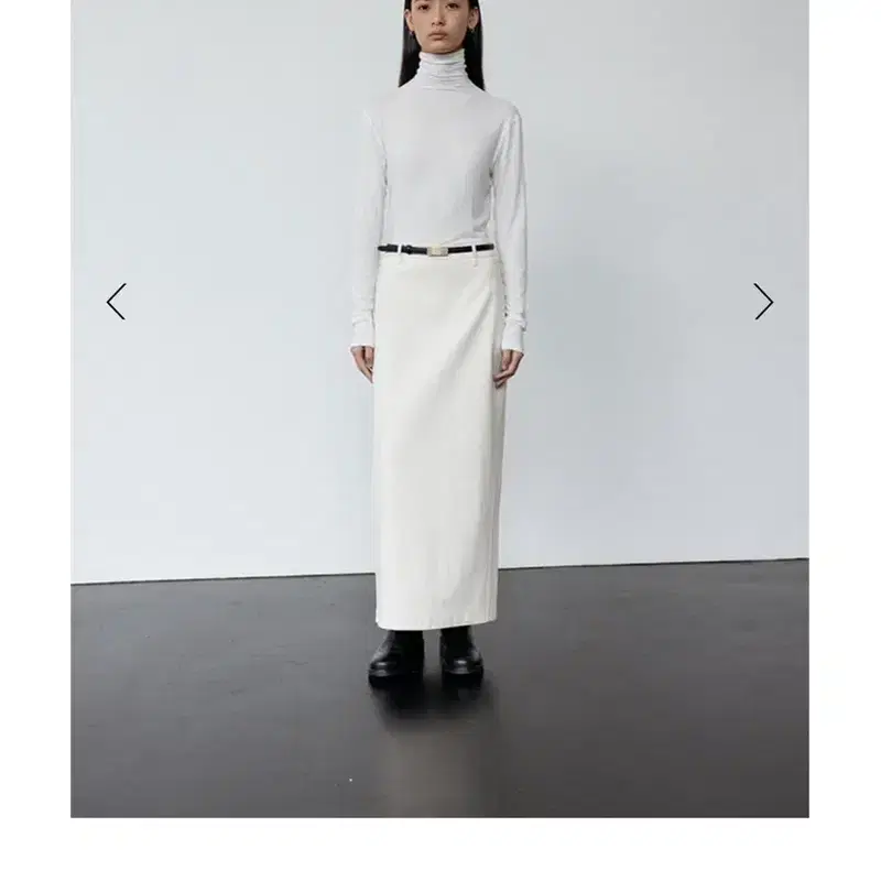 새상품)LE17SEPTEMBRE COTTON STRAIGHT SKIRT IVORY 36 3