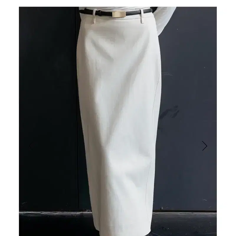 새상품)LE17SEPTEMBRE COTTON STRAIGHT SKIRT IVORY 36 9