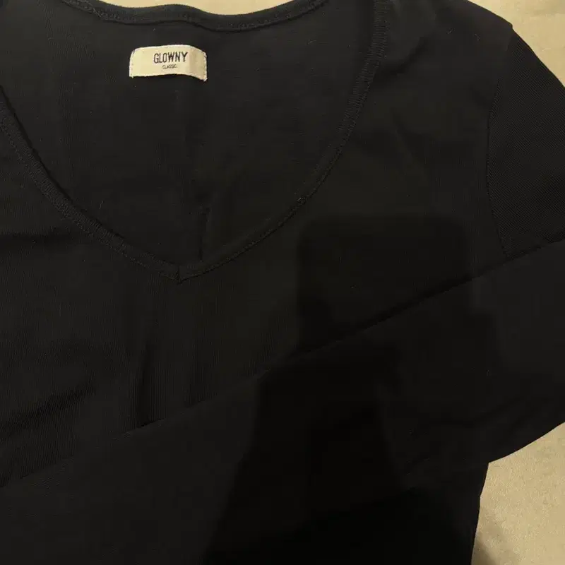 글로니 G Classic V-Neck Long Sleeve 블랙F 3