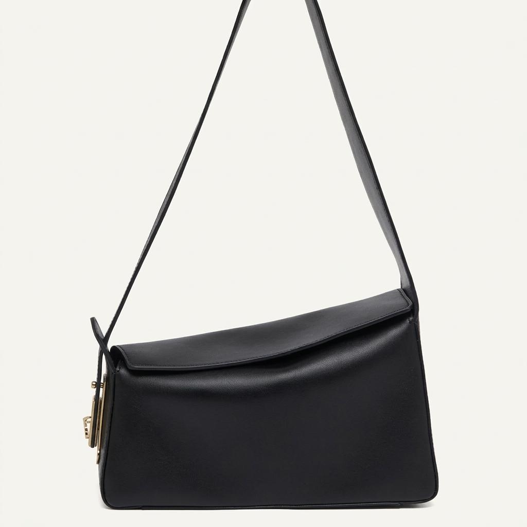 아카이브앱크 Clip fold bag(클립 폴드백) 착용컷