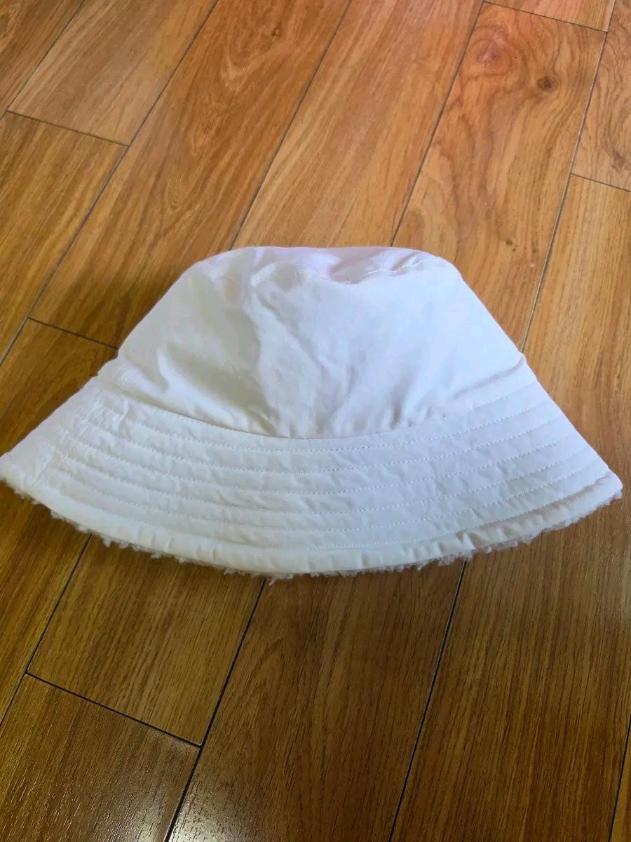 COS 양털 리버시블 버킷햇 5