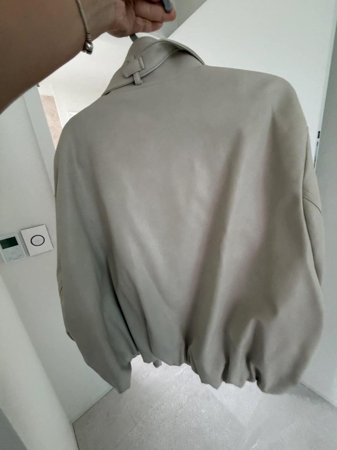 르메메 아이보리 넥 가죽 자켓 2