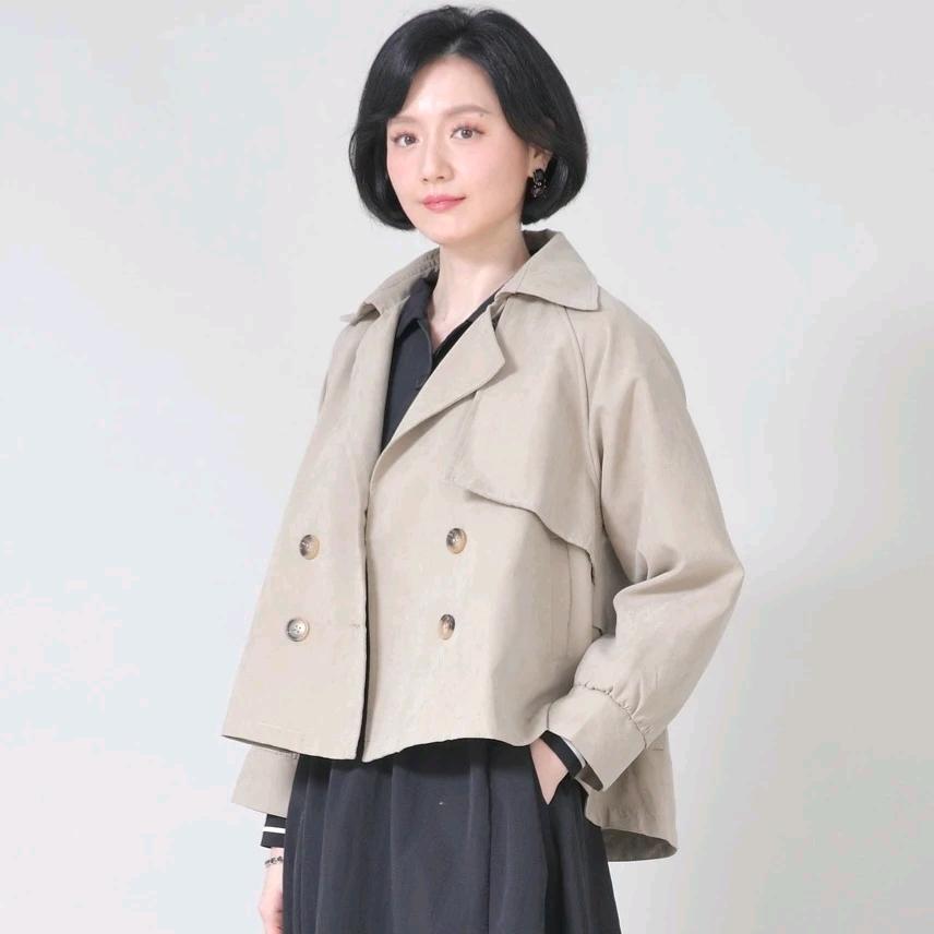 더블버튼 트렌치 코트 2