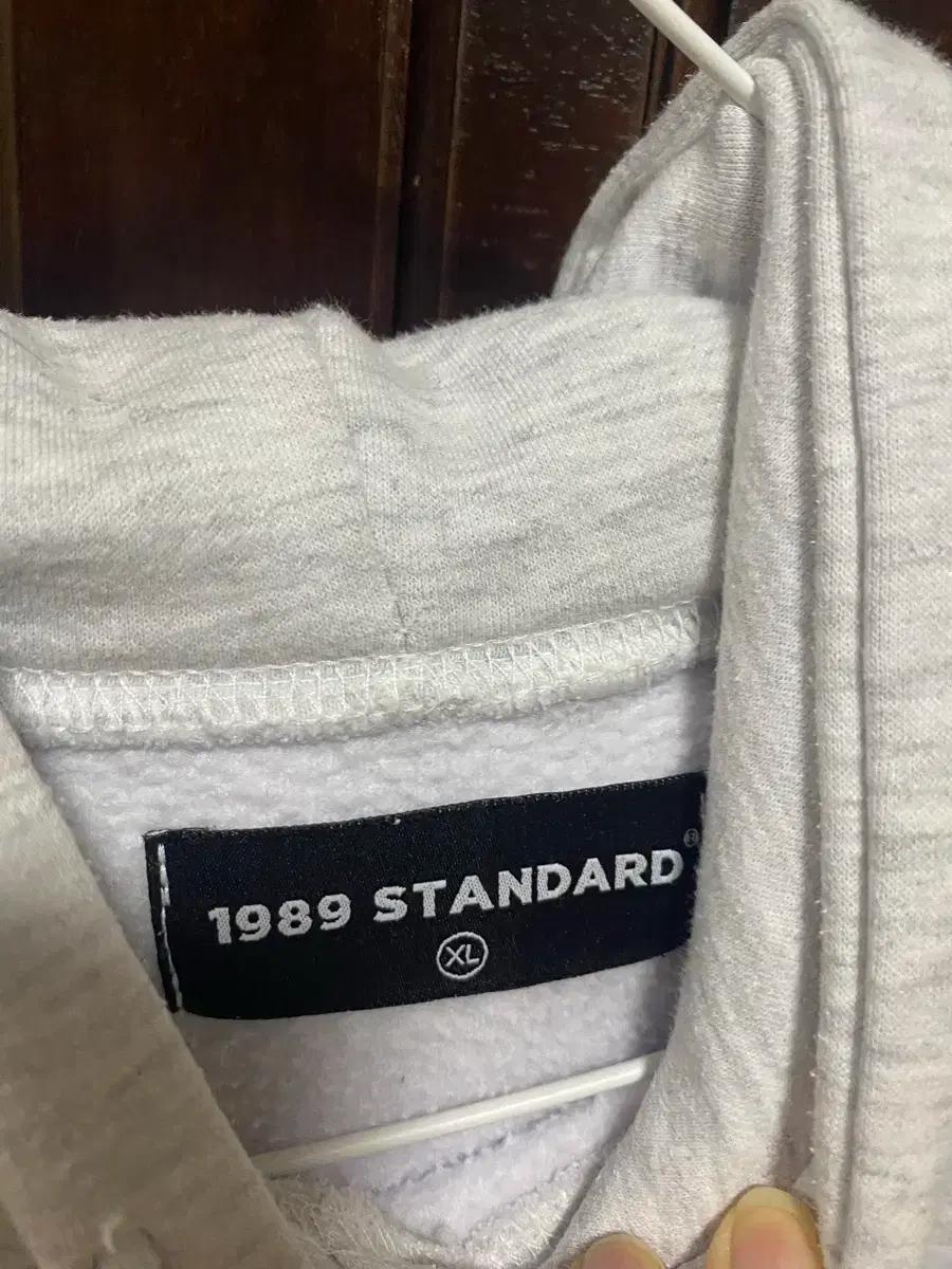 1989 스탠다드 후드 티 XL 3