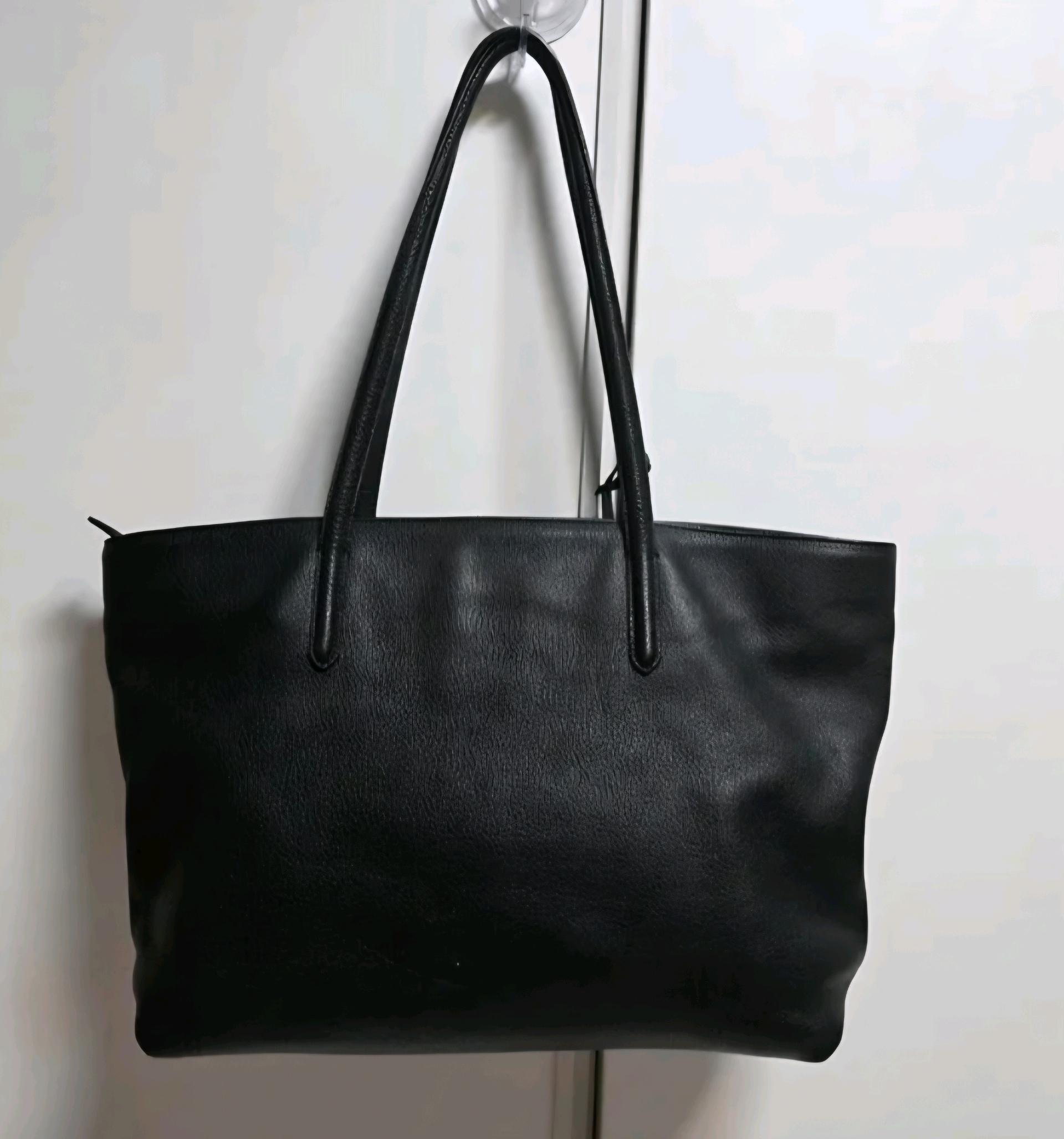 루이까또즈 블랙가죽 숄더백 3