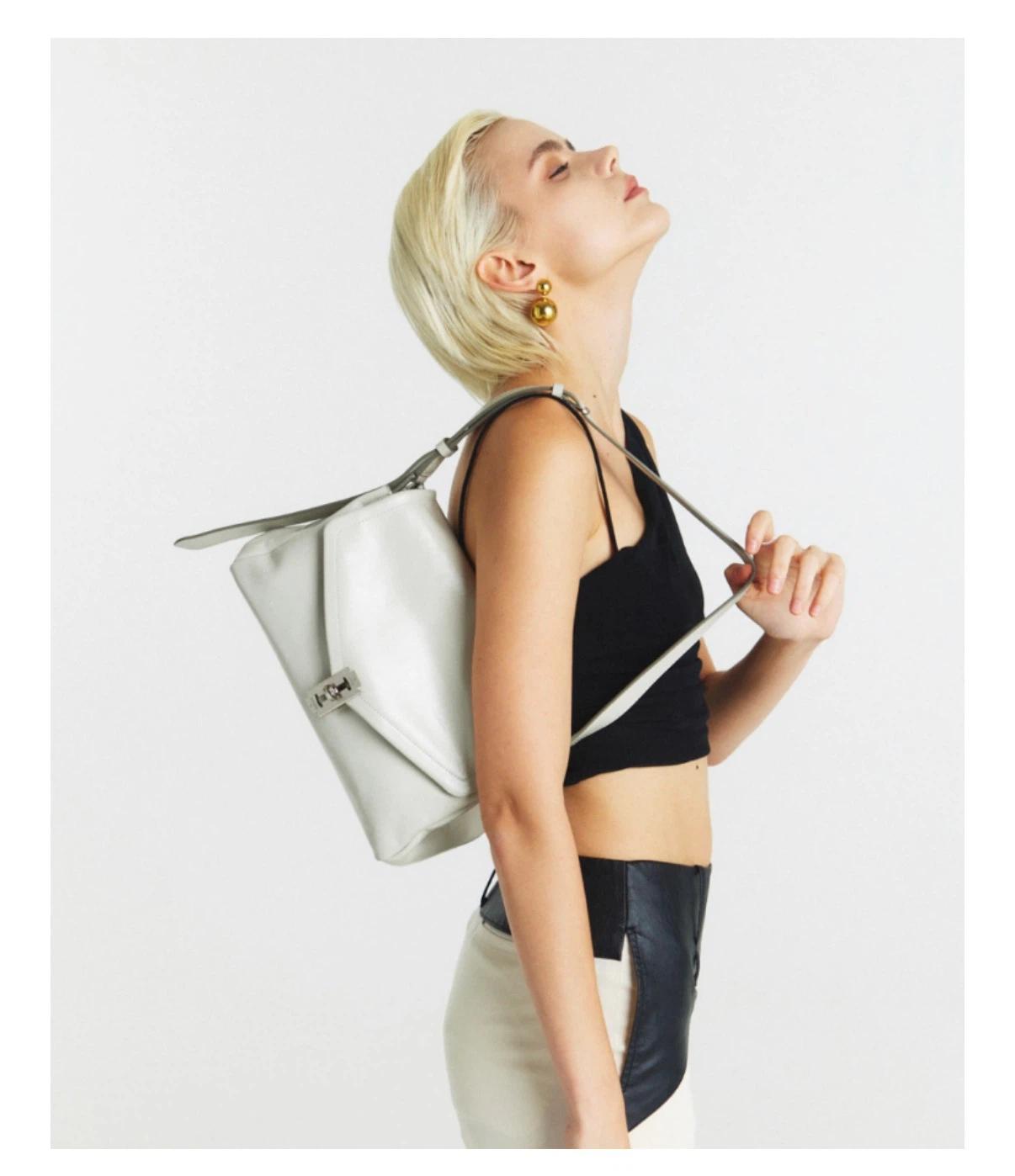 vunque 분크 Occam Doux Shoulder L 5