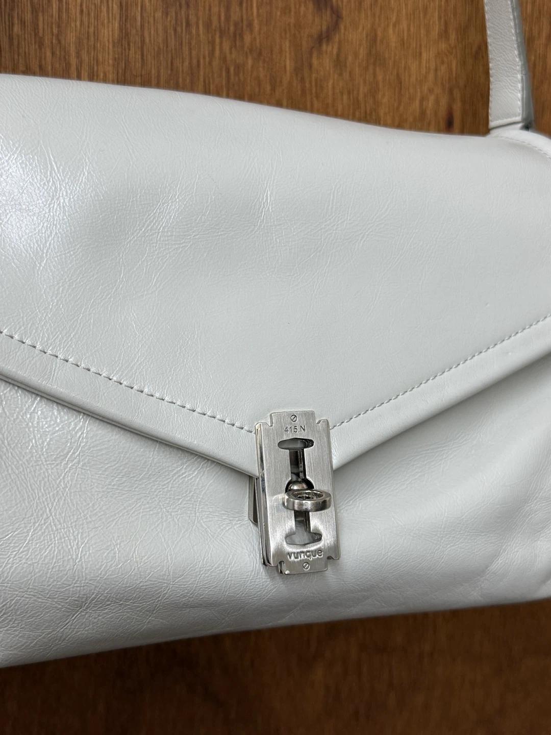 vunque 분크 Occam Doux Shoulder L 7